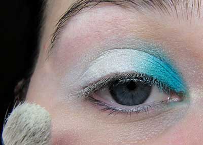 новогодний макияж для голубых глаз
