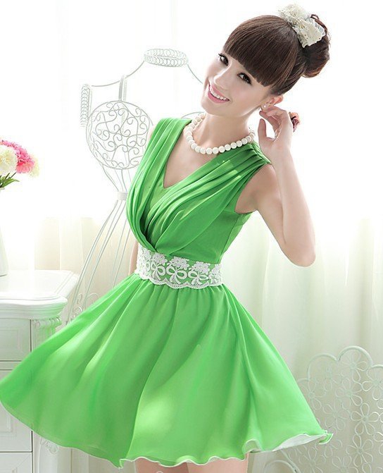 Макияж под зелёное платье